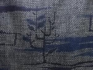 アンティーク　抽象樹木模様織出し本場泥大島紬着物（5マルキ）